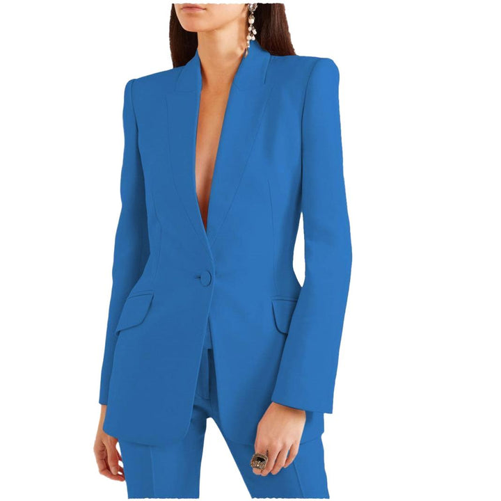 Zweiteiliges Damenkostüm aus Blazer mit fallendem Revers und Hose