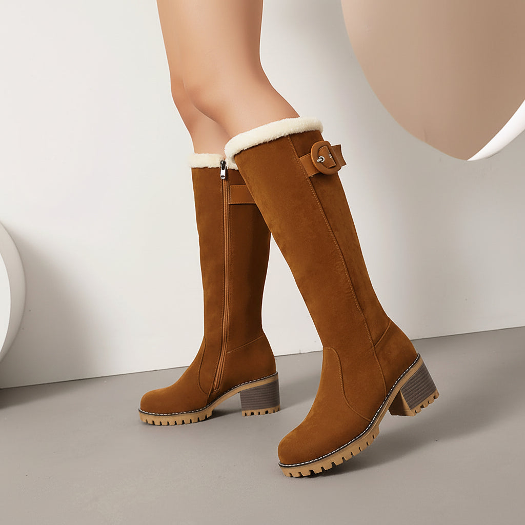 Stiefel für Damen mit Schnallendetail-Women Footwear-Alpenkind