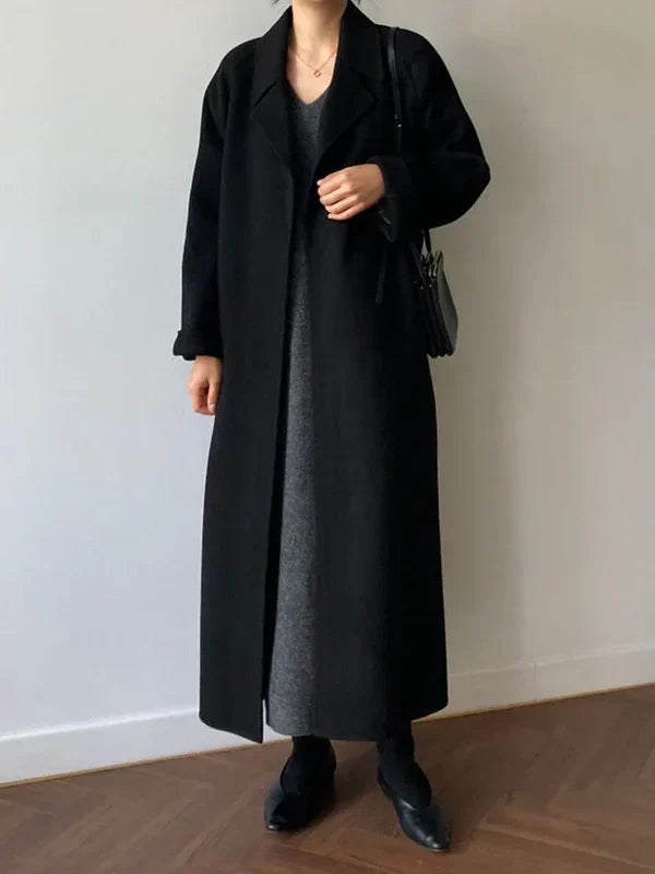 Isabella – Langer Damenmantel mit Bindegürtel