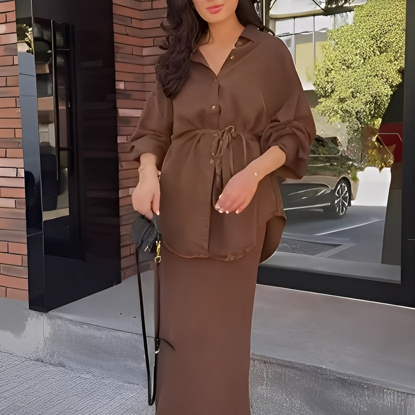 Damen-Zweiteiler: Bluse und Rock mit Bindeband
